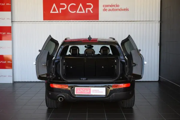 MINI Clubman Cooper D Classic Auto 19