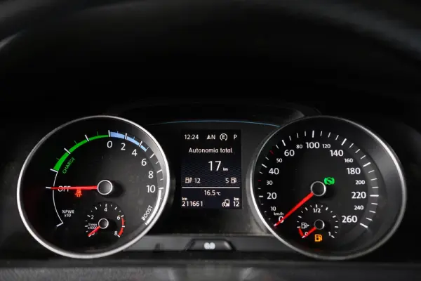 Volkswagen Golf 1.4 GTE Plug-in-Hybrid DSG 30