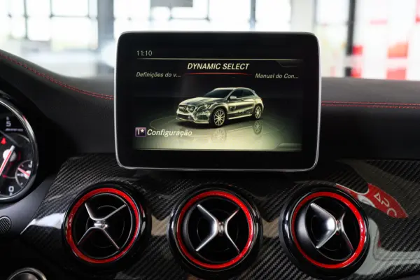 Mercedes-Benz GLA 45 AMG 4-Matic 43