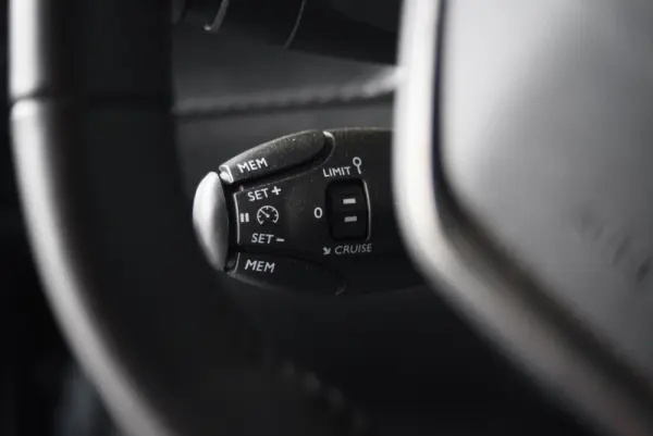 Peugeot 208 1.2 PureTech Active 44