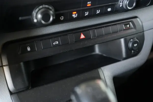 Citroën Jumpy Outro 19