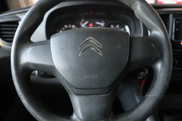 Citroën Jumpy Outro 28