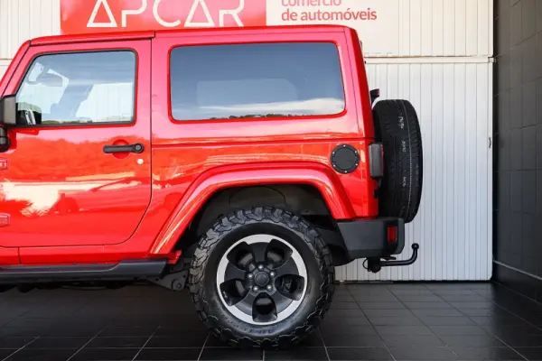 Jeep Wrangler 2.8 CRD Auto Sport 10