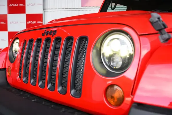 Jeep Wrangler 2.8 CRD Auto Sport 11