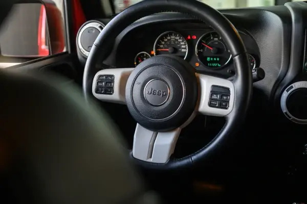 Jeep Wrangler 2.8 CRD Auto Sport 38