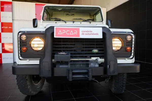 Land Rover Defender 90 SW 2.5 Td5 E 15