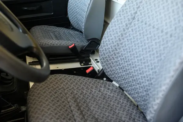 Land Rover Defender 90 SW 2.5 Td5 E 27