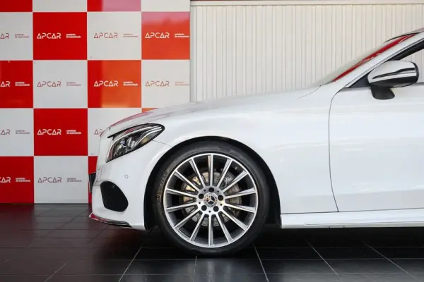Mercedes-Benz C 220 d Coupe 4Matic 9G-TRONIC AMG Line 16