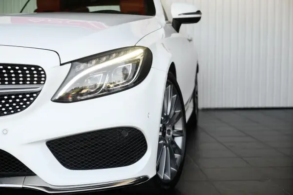 Mercedes-Benz C 220 d Coupe 4Matic 9G-TRONIC AMG Line 24