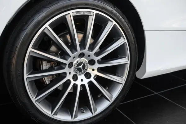 Mercedes-Benz C 220 d Coupe 4Matic 9G-TRONIC AMG Line 27