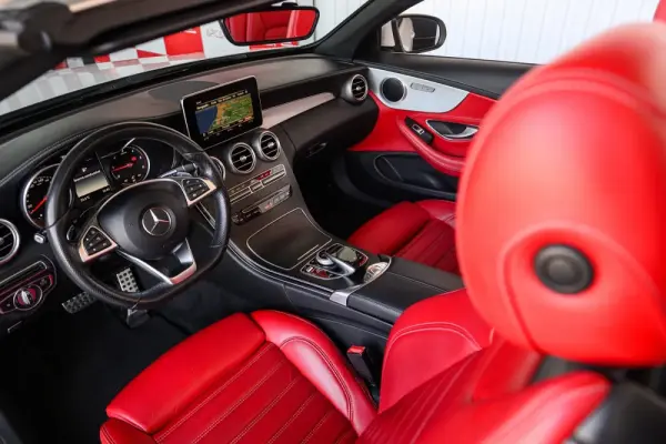 Mercedes-Benz C 220 d Coupe 4Matic 9G-TRONIC AMG Line 38