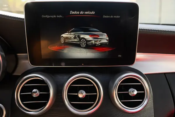 Mercedes-Benz C 220 d Coupe 4Matic 9G-TRONIC AMG Line 57