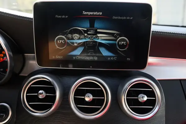 Mercedes-Benz C 220 d Coupe 4Matic 9G-TRONIC AMG Line 58