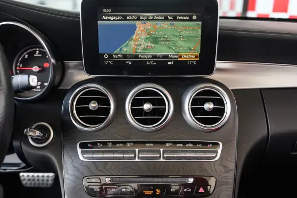 Mercedes-Benz C 220 d Coupe 4Matic 9G-TRONIC AMG Line 68