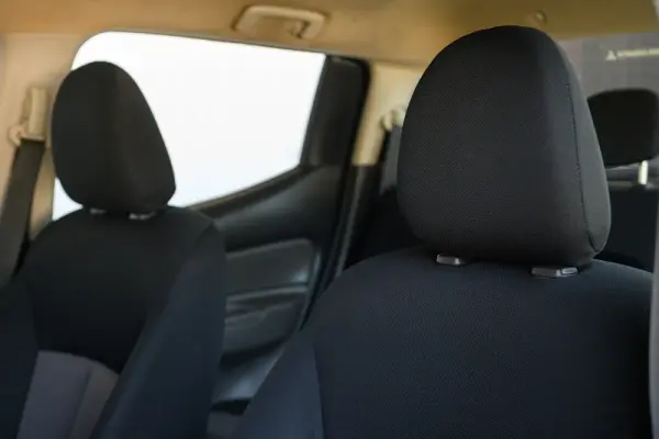 Mitsubishi L200 2.4 DI-D CD Invite 4WD 22