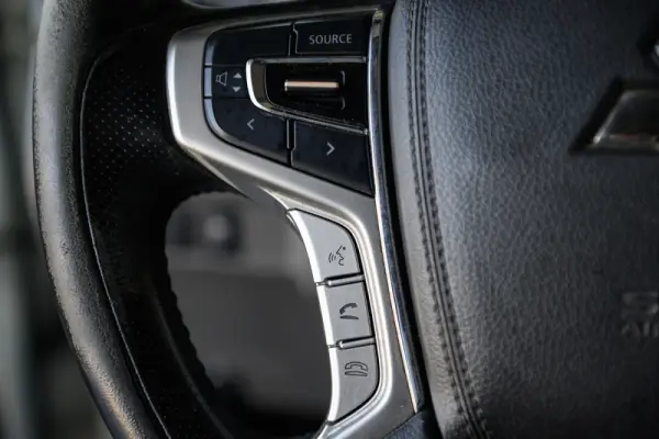 Mitsubishi L200 2.4 DI-D CD Invite Space Cab 3L 4WD 30