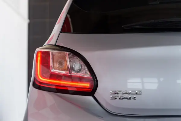 Mitsubishi Space Star 1.2 Connect Edition 12