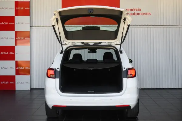 Opel Astra Sports Tourer 1.6 CDTI Ecotec Edition S/S 14