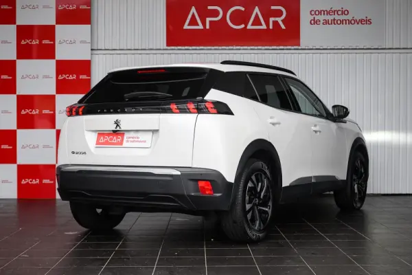 Peugeot e-2008 50 kWh Allure Pack 3