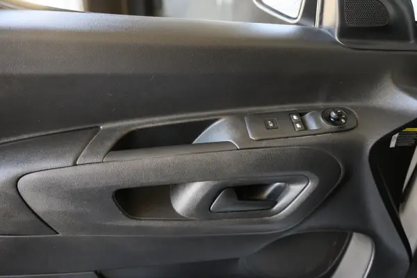 Peugeot Partner 1.5 BlueHDi Pro Longa 27