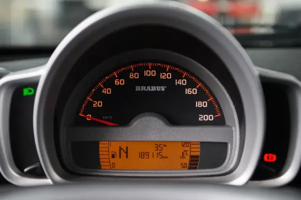 Smart Fortwo Cabrio 1.0 T Brabus Xclusive 32