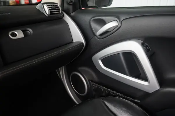 Smart Fortwo Cabrio 1.0 T Brabus Xclusive 34