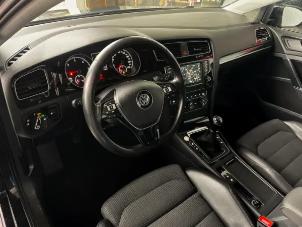 Volkswagen Golf Variant 1.6 TDi GPS Edition 29