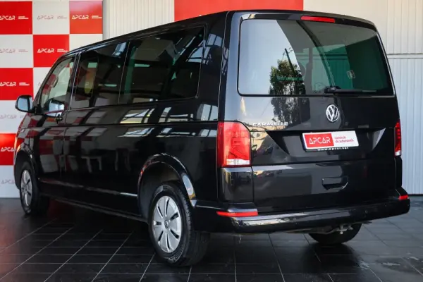 Volkswagen Caravelle 2.0 TDi CD Longa Extra AC 3