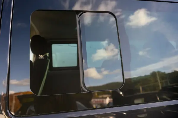 Volkswagen Caravelle 2.0 TDi CD Longa Extra AC 14