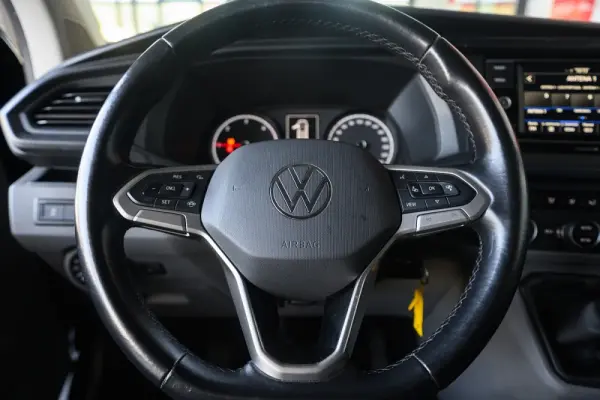 Volkswagen Caravelle 2.0 TDi CD Longa Extra AC 32