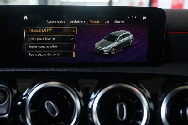 Mercedes-Benz A 180 d AMG Line Aut. 55