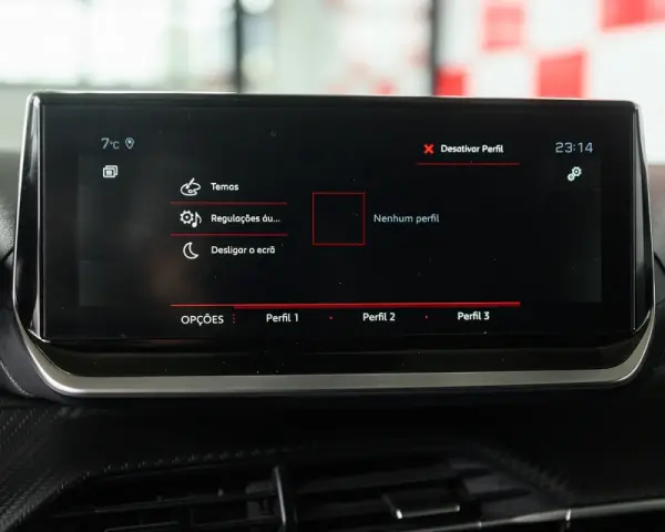 Peugeot 2008 1.2 PureTech Allure Pack 42