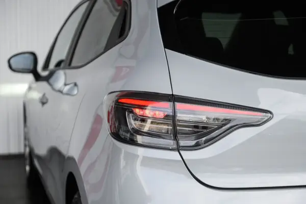 Renault Clio 1.5 Blue dCi Evolution 13