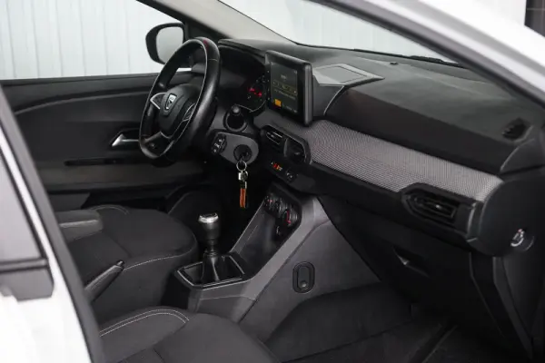 Dacia Jogger 1.0 TCe Essential 7L 24