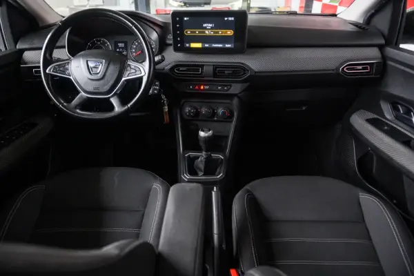 Dacia Jogger 1.0 TCe Essential 7L 47