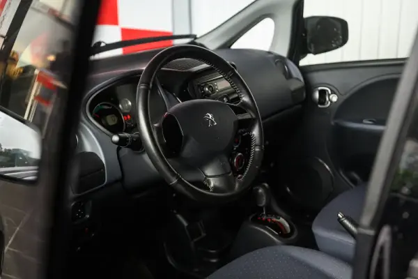 Peugeot iOn Active 20