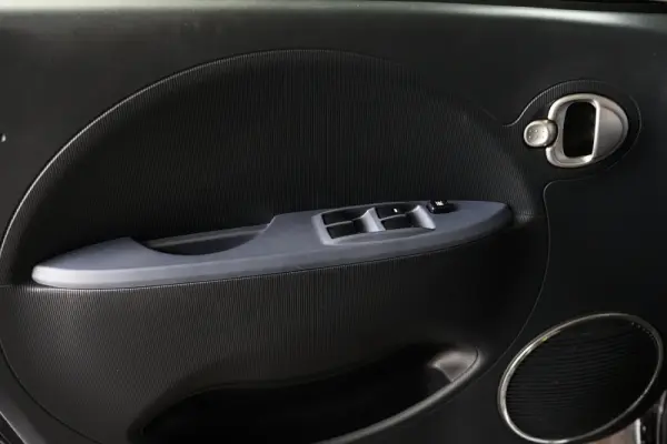 Peugeot iOn Active 35