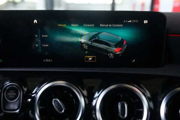 Mercedes-Benz A 180 d AMG Line Aut. 54