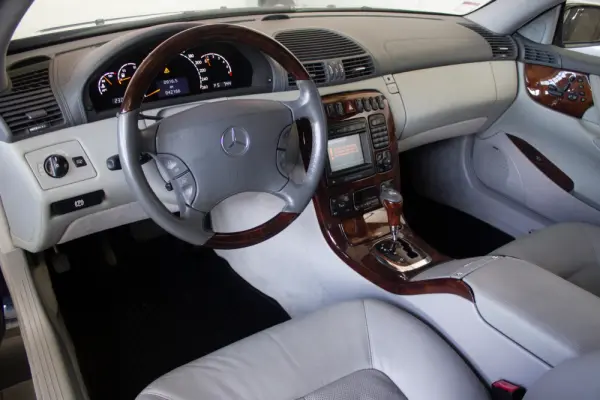 Mercedes-Benz CL 500 Coupé 18