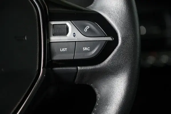 Peugeot 208 1.2 PureTech Active 36