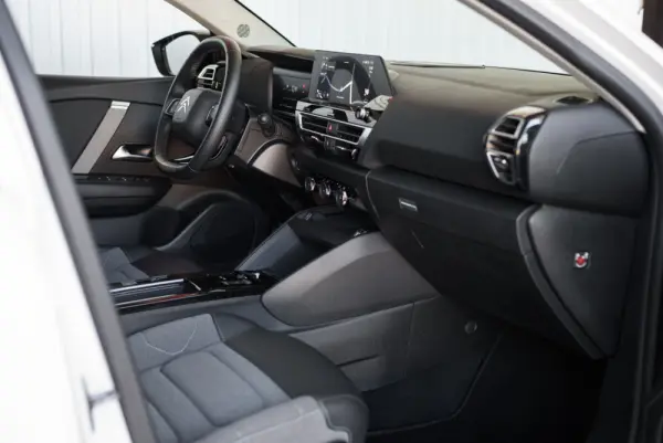 Citroen e-C4 50 kWh Autonomia Conforto Plus 47