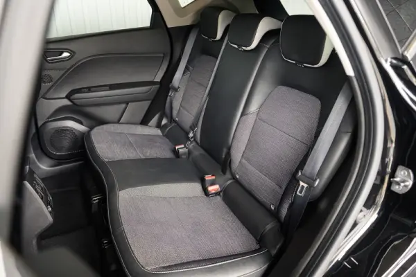 Renault Captur 1.0 TCe Techno 57