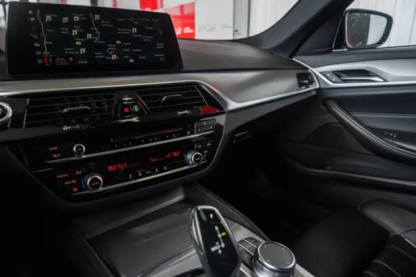 BMW 530 e iPerformance Pack M 39