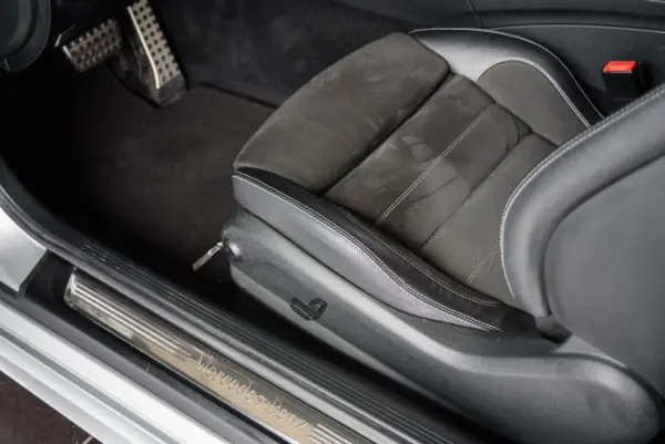 Mercedes-Benz C 250 d Cabrio Aut. 38