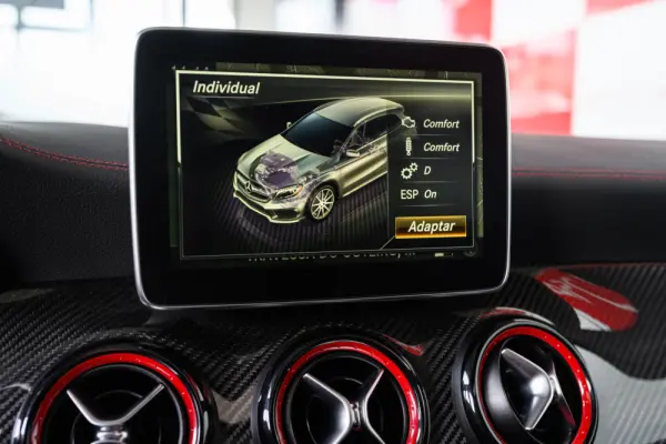 Mercedes-Benz GLA 45 AMG 4-Matic 45