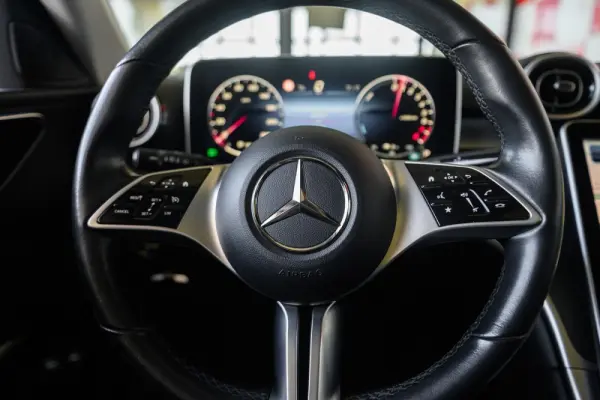 Mercedes-Benz C 300 e AMG Line 49