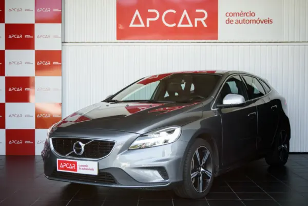 Volvo V40 1.5 T3 Sport Edition R Geartronic 7