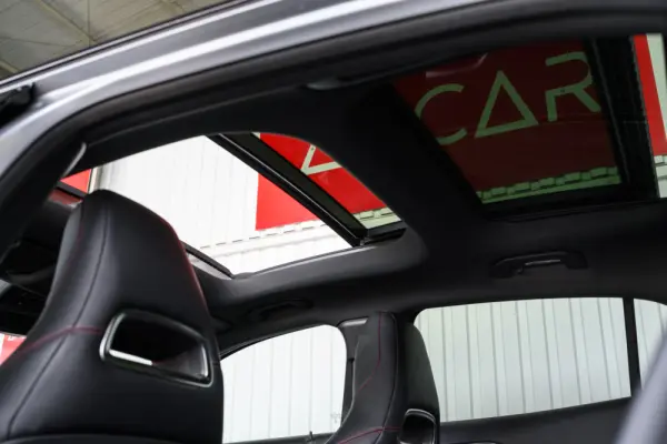 Mercedes-Benz GLA 45 AMG 4-Matic 57