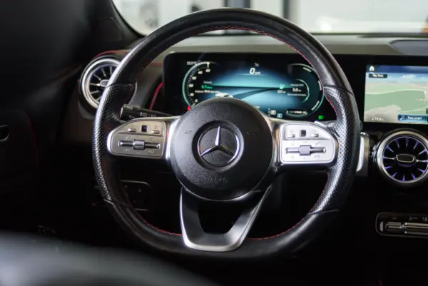 Mercedes-Benz EQB 350 4Matic AMG Line 53