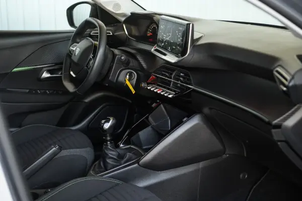 Peugeot 208 1.2 PureTech Active Pack 56